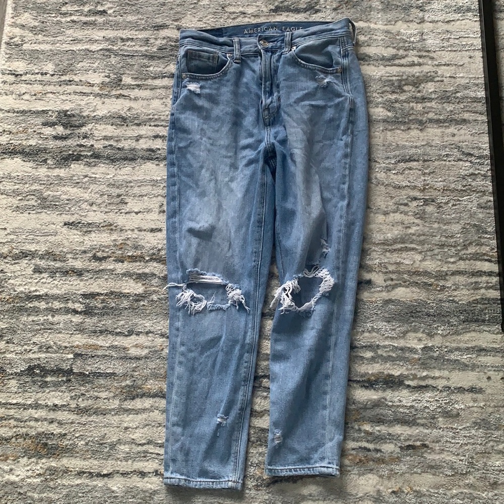 American Eagle Mom Jean